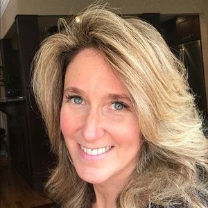 Meet your Posher, Bari